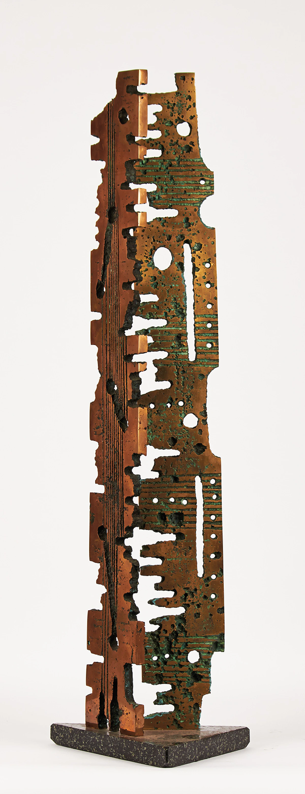 Thaddaeus Szepielewicz, Together on a Deltoid (With “My Next Move Is” exhibition material), polished bronze with green patina
