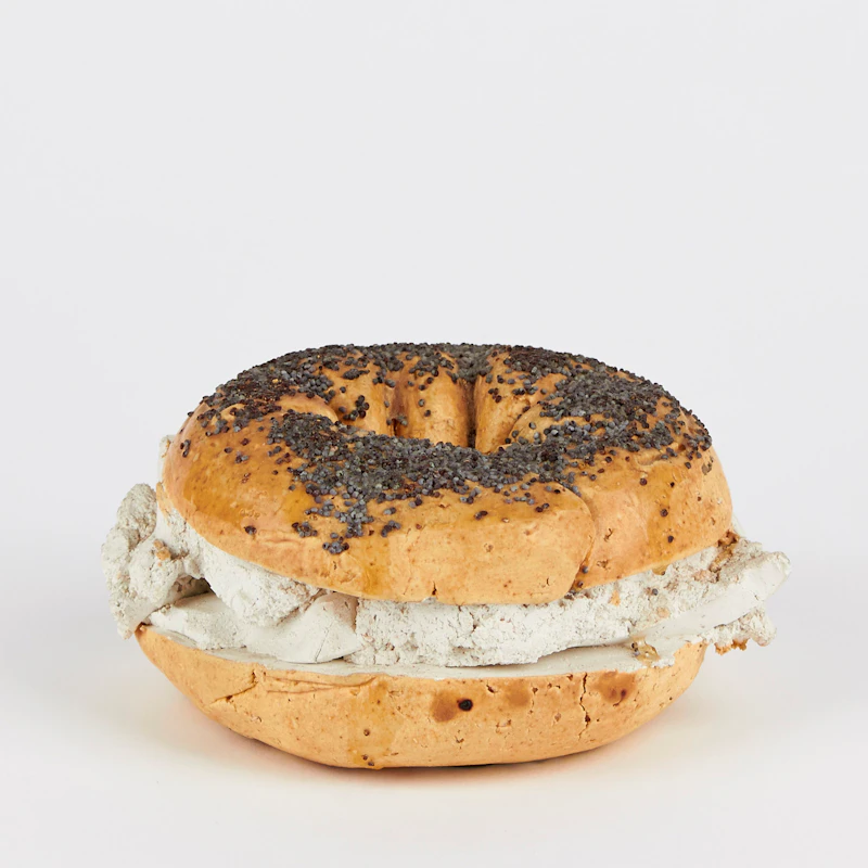 David James Gilhooly, Poppy Seed Bagel and Cream Cheese, glazed ceramic, 1977 - view 2
