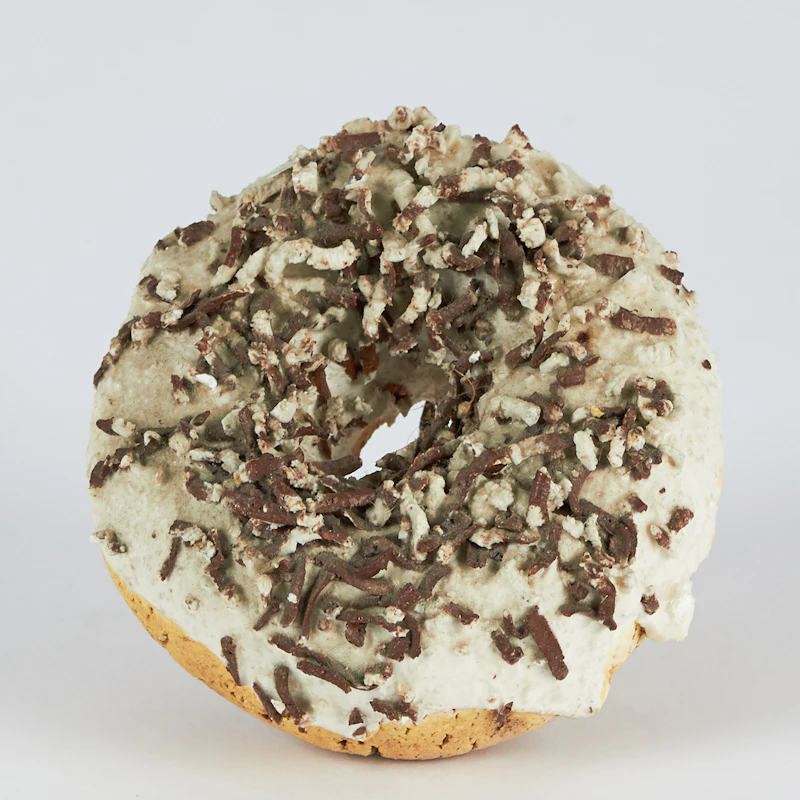 David James Gilhooly, 3 Donuts, three ceramic sculptures, 1973 - view 2