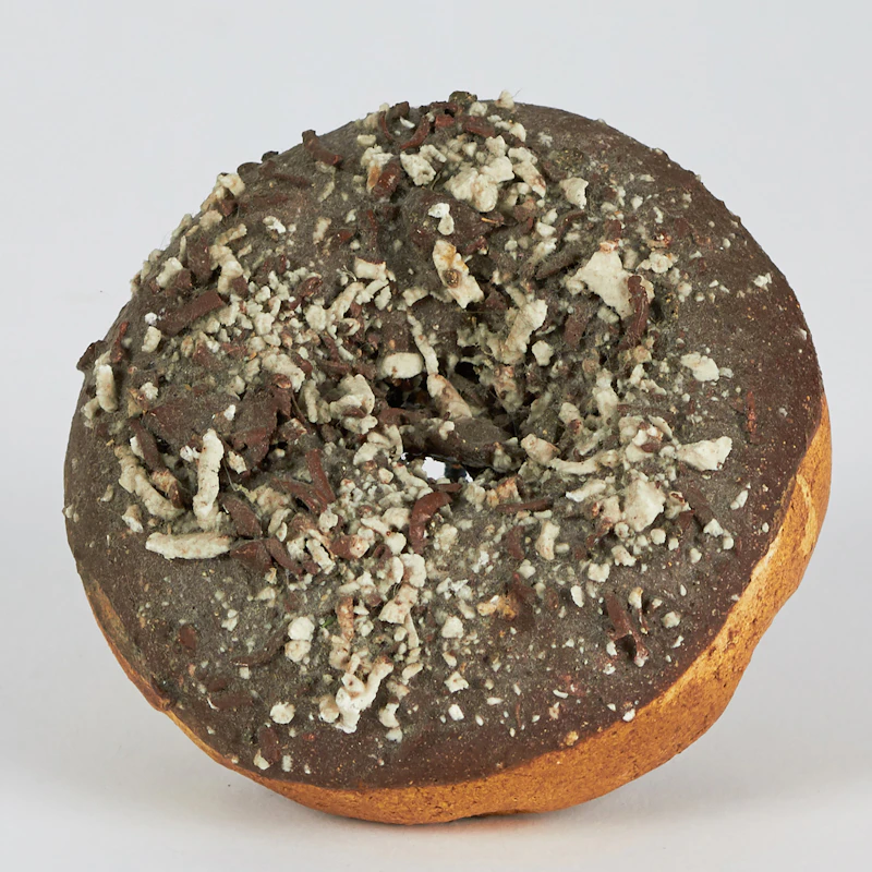 David James Gilhooly, 3 Donuts, three ceramic sculptures, 1973 - view 4