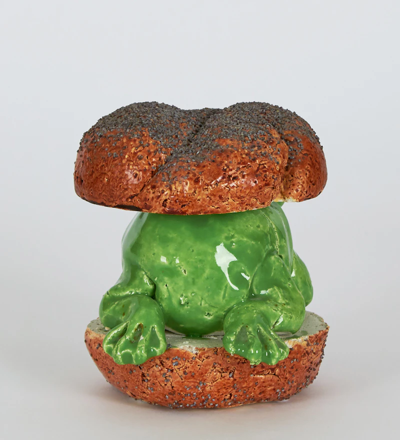 David James Gilhooly, Frog Sandwich, ceramic sculpture, 1978 - view 3