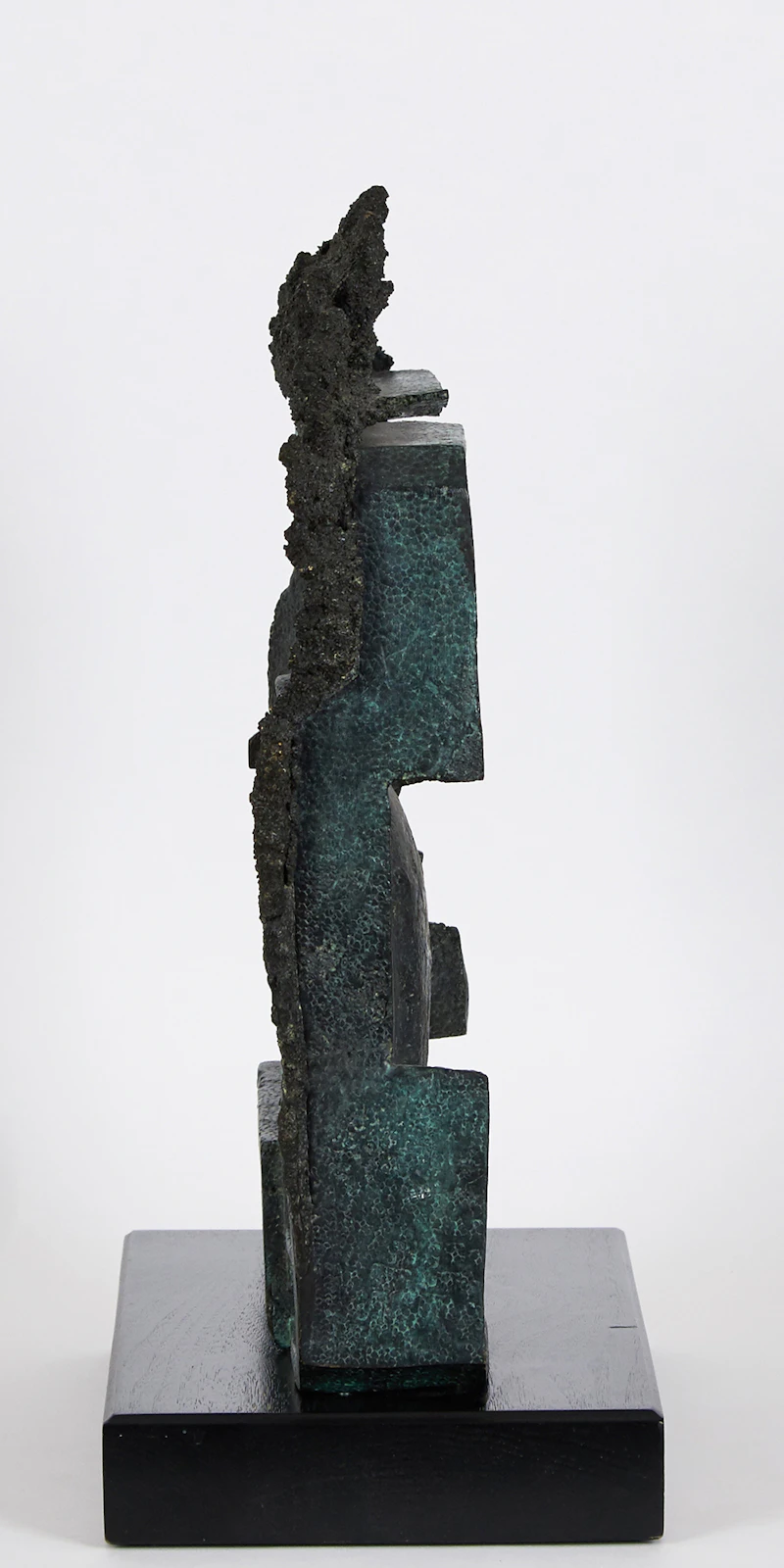 Armand Vaillancourt, La Nuit, bronze sculpture, 1989 - view 4