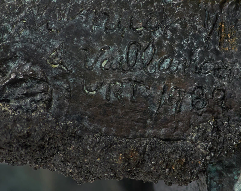 Armand Vaillancourt, La Nuit, bronze sculpture, 1989 - view 5