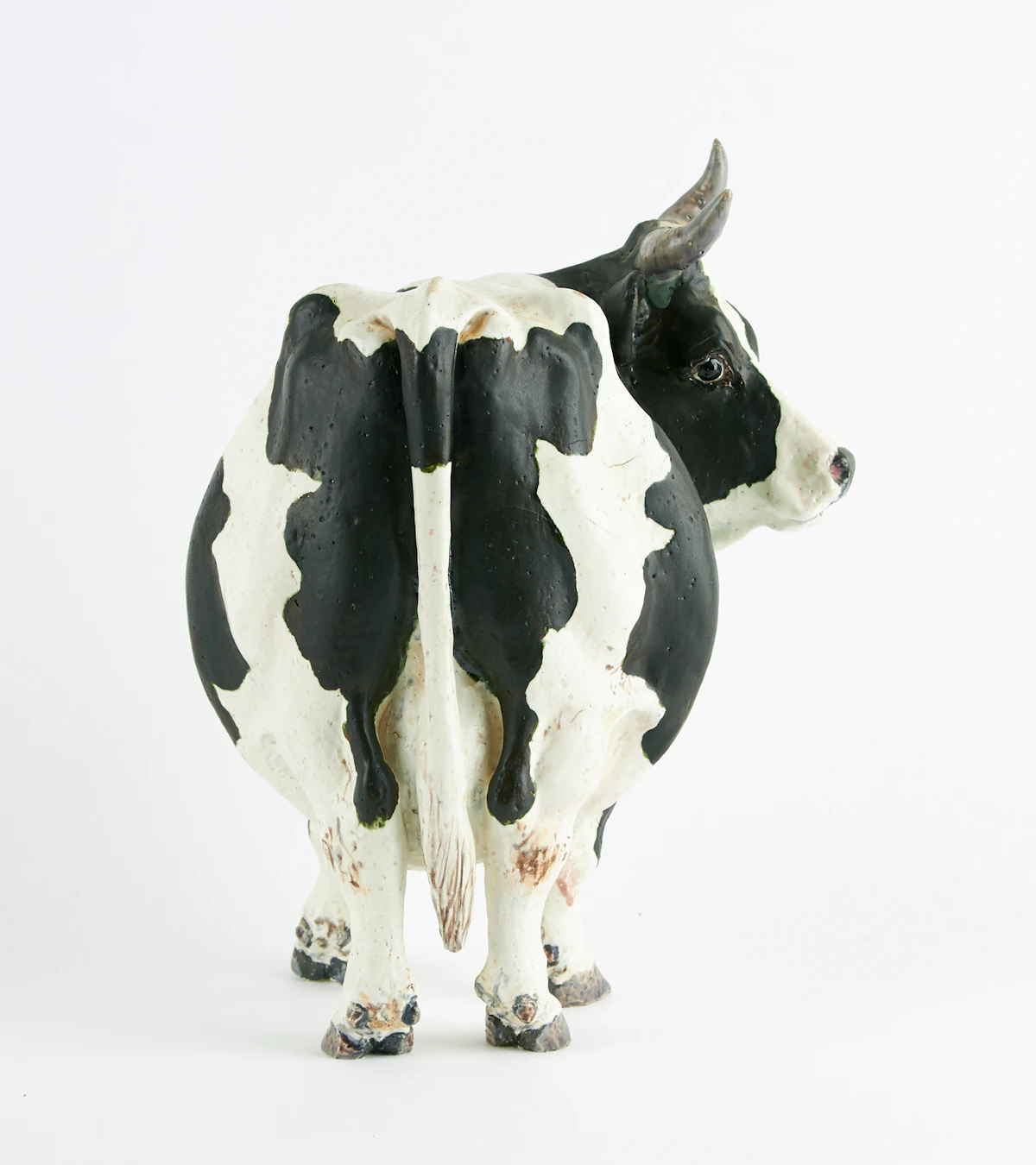 Joe Fafard, Condensed Cow, painted ceramic, 1980
