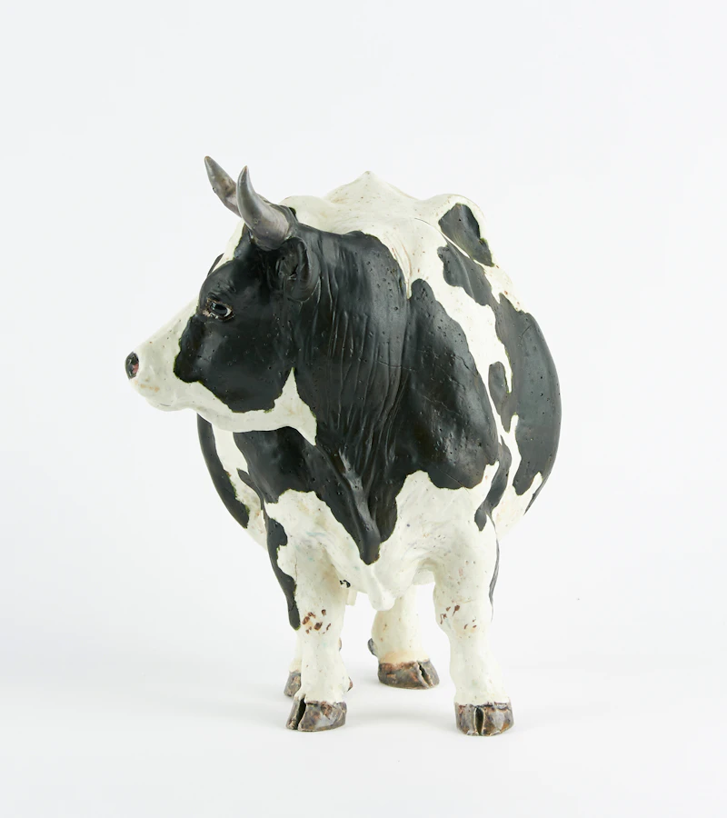 Joe Fafard, Condensed Cow, painted ceramic, 1980 - view 3