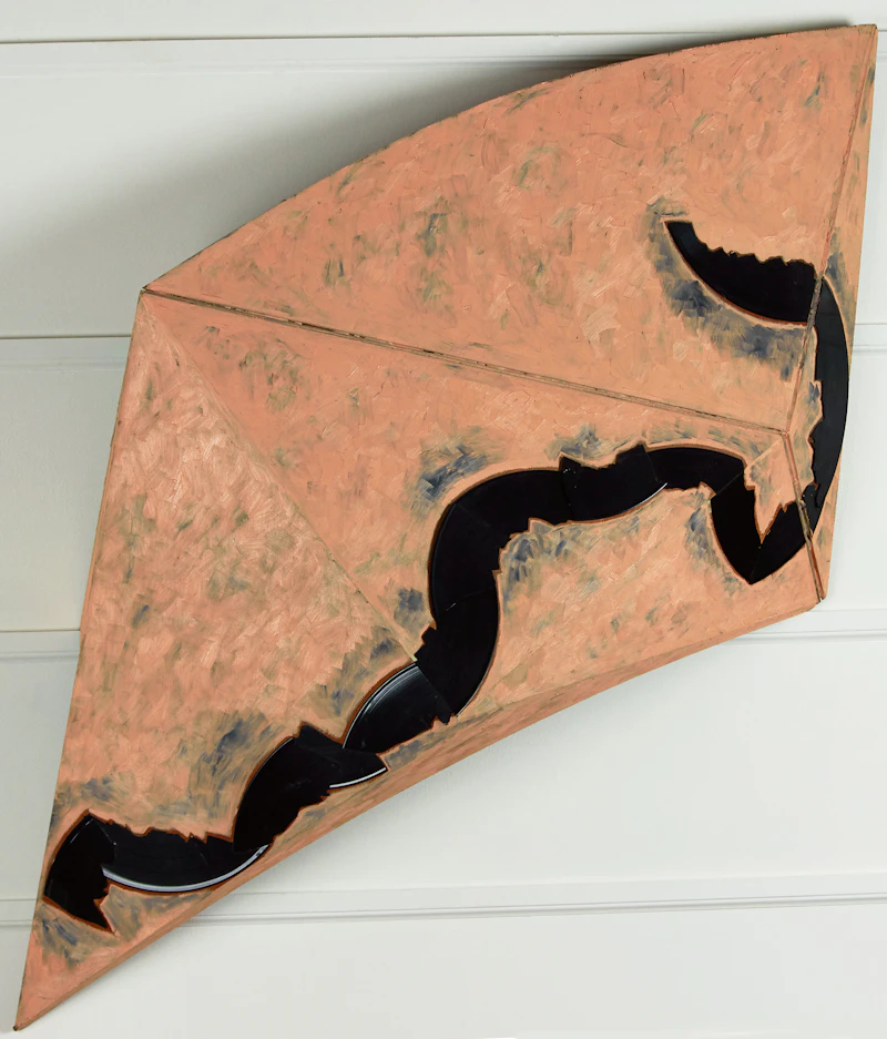 David Craven, Untitled, mixed media on shaped panel, 1981 - view 3
