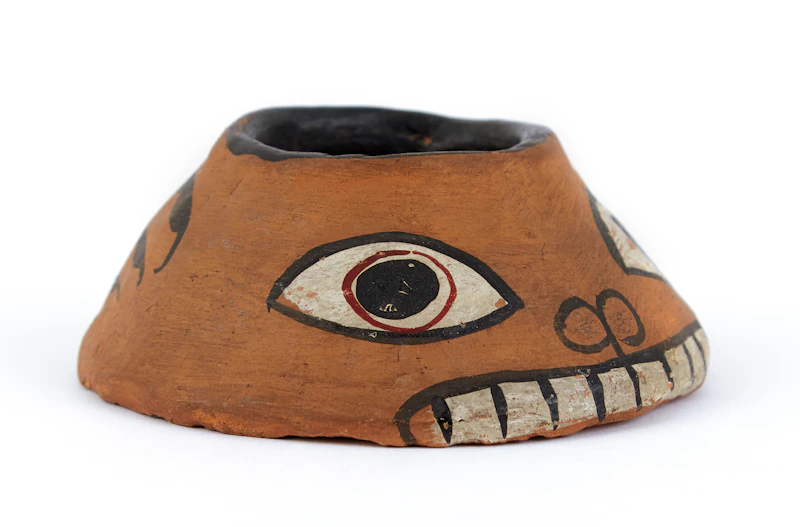 Emily Carr, Pot, painted ceramic - view 2
