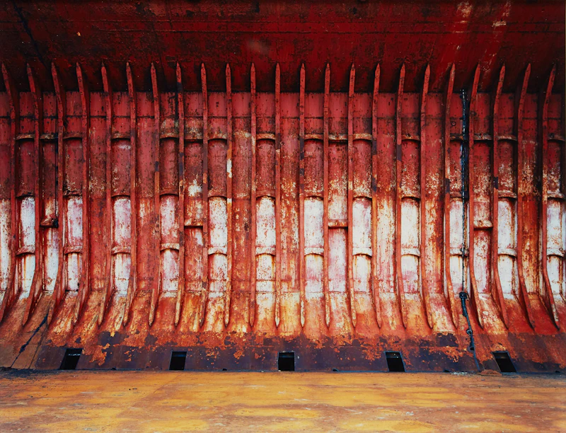 Edward Burtynsky, Shipbreaking #48, Chittagong, Bangladesh, 2001, colour photograph - view 2