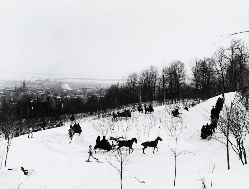 Notman and Son, Sleighs of the Tandem Club and Snowshoers on Mount Royal