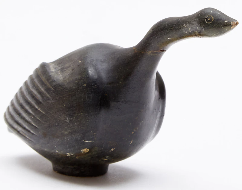 Unidentified Inuit Artist, Goose, stone - view 2