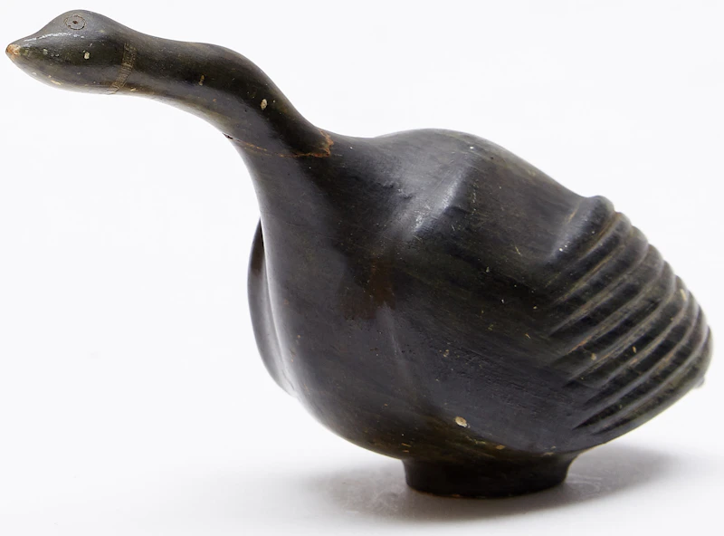 Unidentified Inuit Artist, Goose, stone - view 3