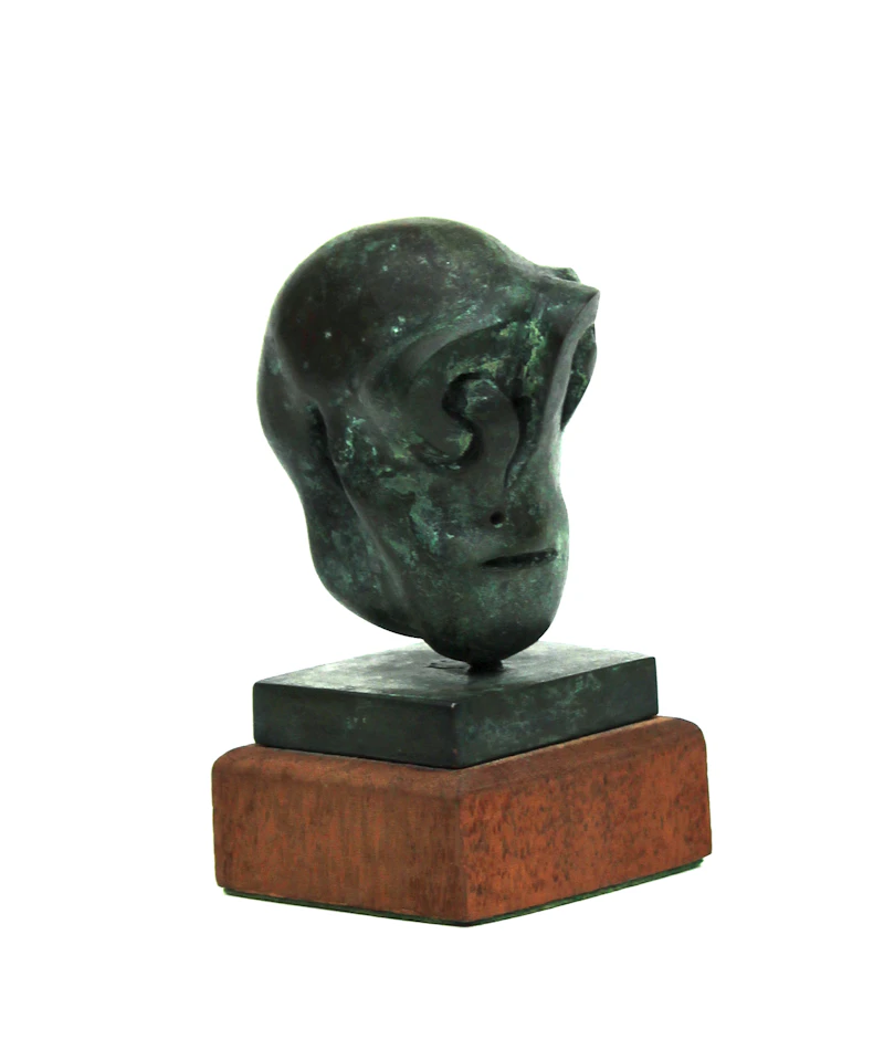 Sorel Etrog, Testina Study , bronze on a wooden base, 1969 - view 2