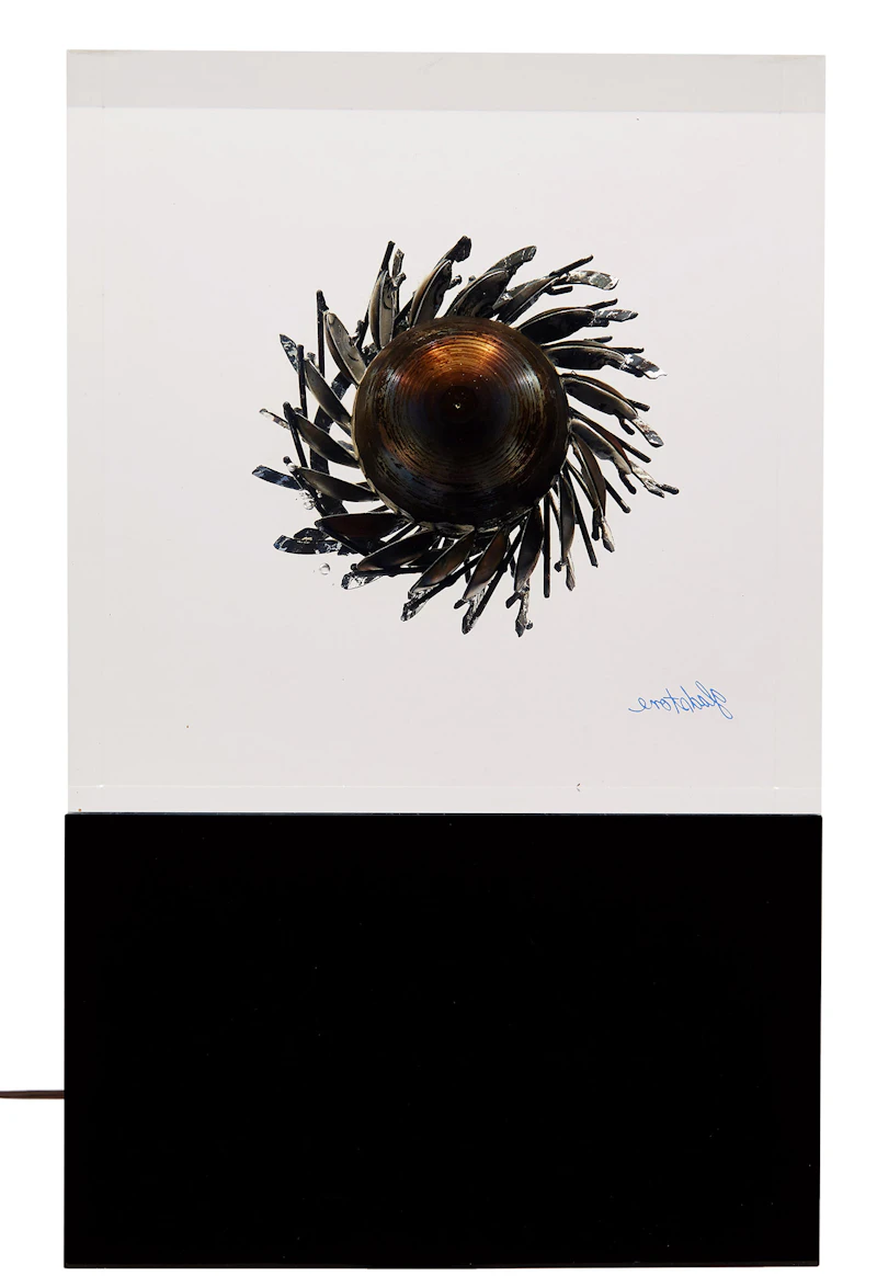 Gerald Gladstone, Optical Orbital Series #8, 1975, lucite sculpture with original lightbox, 1975  - view 3