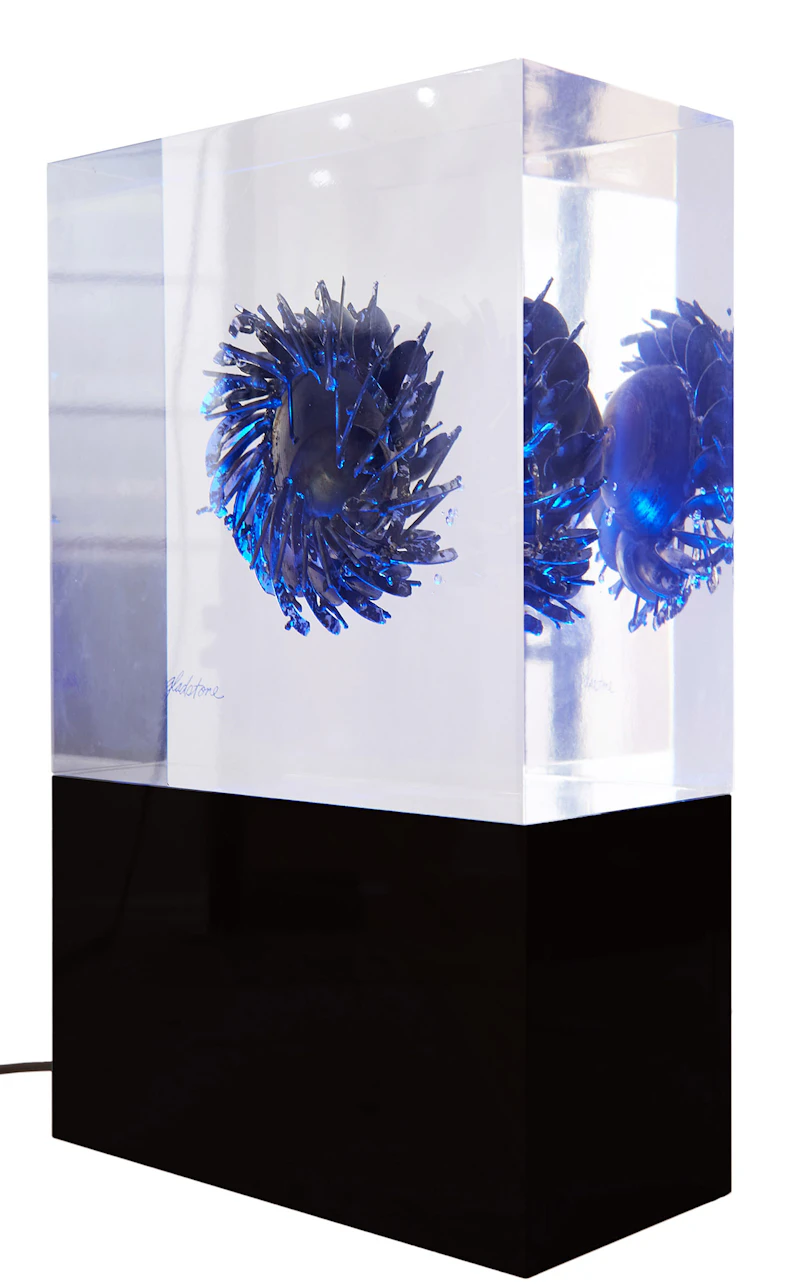 Gerald Gladstone, Optical Orbital Series #8, 1975, lucite sculpture with original lightbox, 1975  - view 5