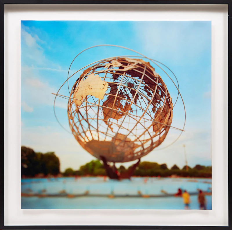 Toni Hafkenshied, Brooklyn Sphere, cibrachrome, 2011 - view 2