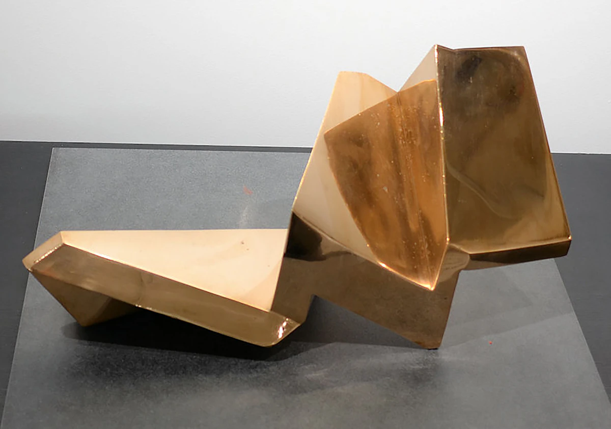 Yves Trudeau, Série mur fermé et ouvert, 1975, polished bronze