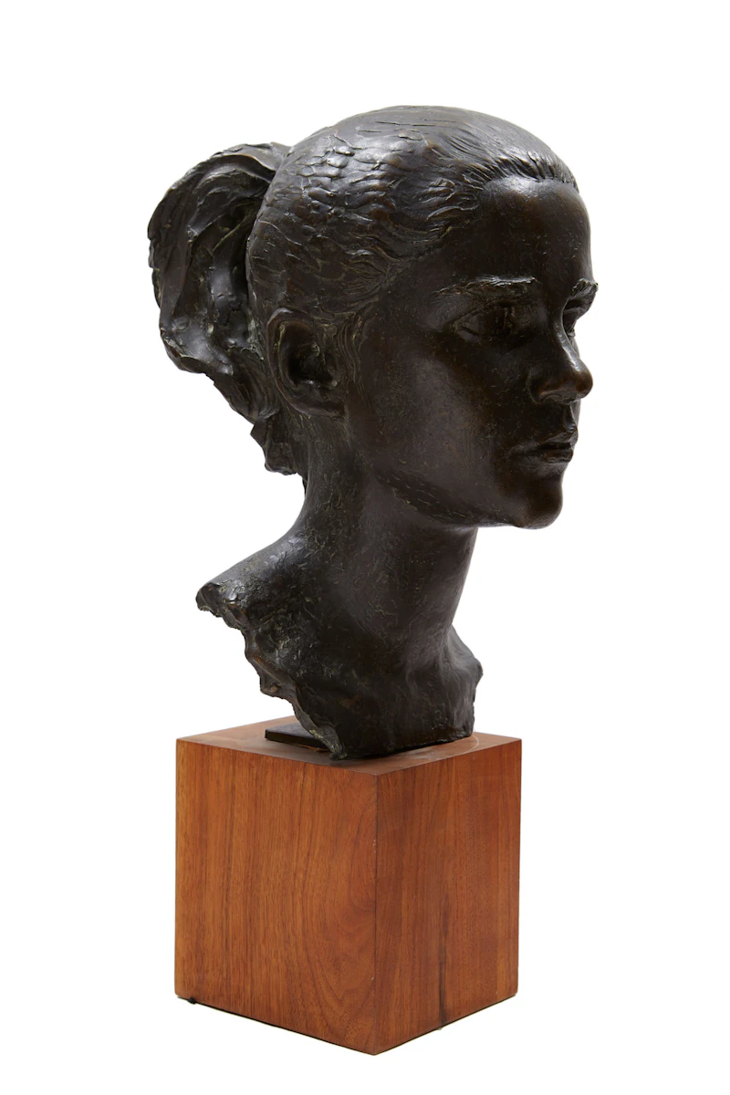 Leo Mol, Ellen Paterson (Helen), bronze on a wooden base, 1967 - view 2