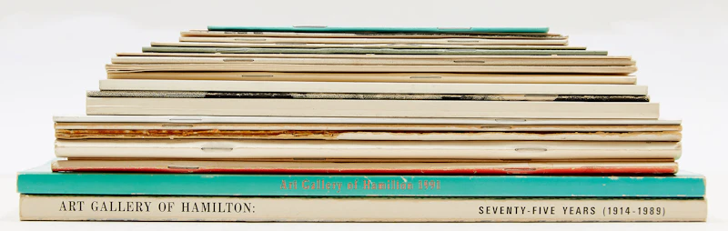 A Collection of Exhibition Catalogues and Art Gallery Catalogues by Books and Reference