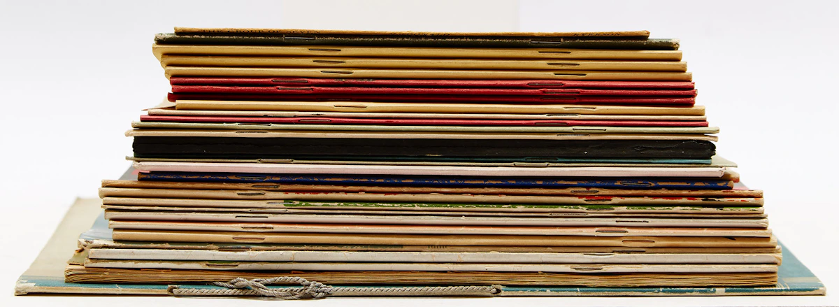 Books and Reference, Thirty-Two Exhibition Catalogues and Art Journals, catalogues and journals