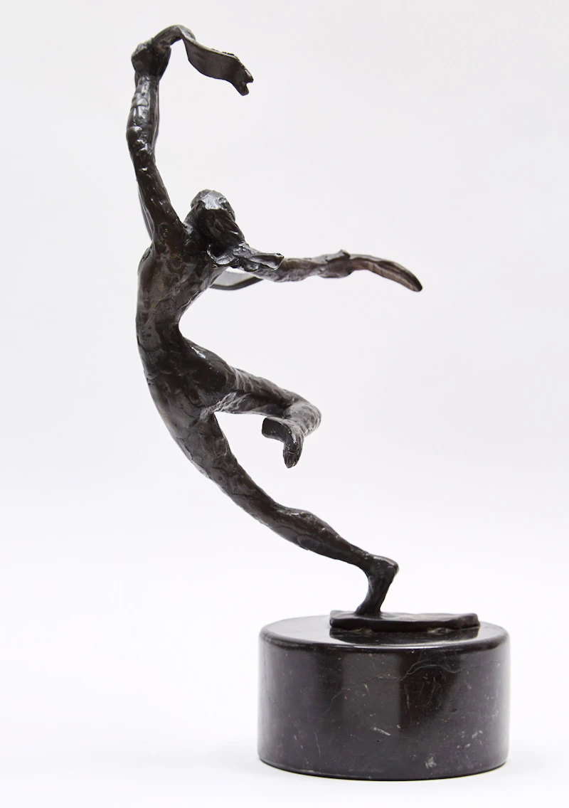 Esther Wertheimer, Dancing Figure, bronze - view 4