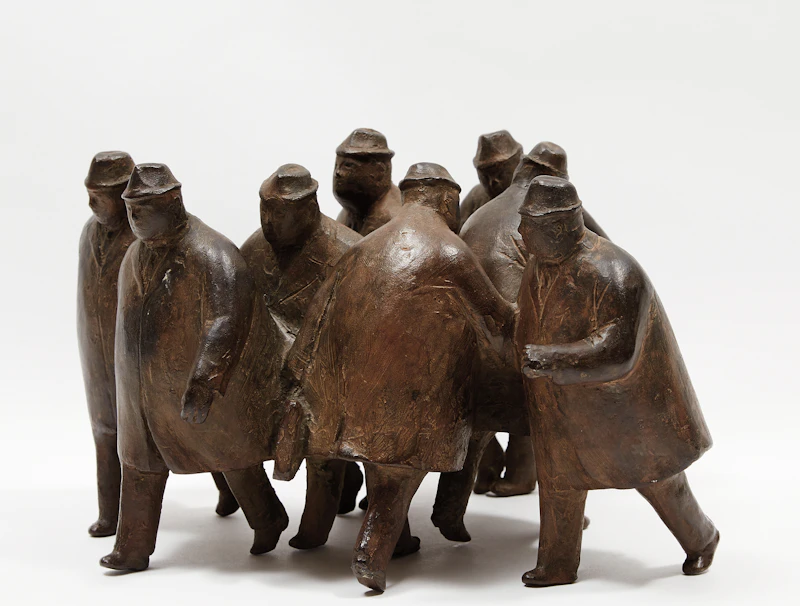 William Hodd McElcheran, Businessmen Walking, bronze, 1981 - view 2