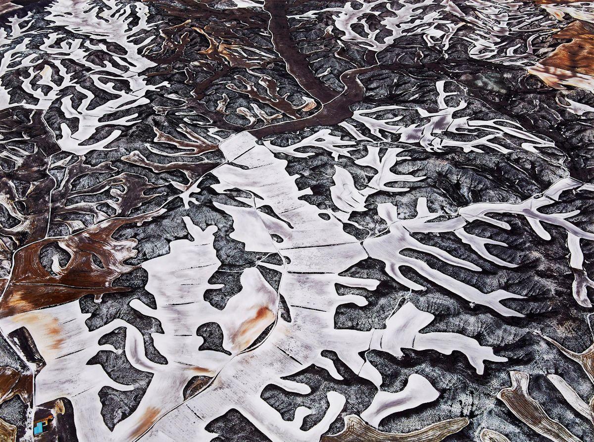 Edward Burtynsky, Dryland Farming #7, Monegros County, Aragon, Spain, digital chromogenic colour print on Kodak ultra endura paper laid down on substrate, 2010