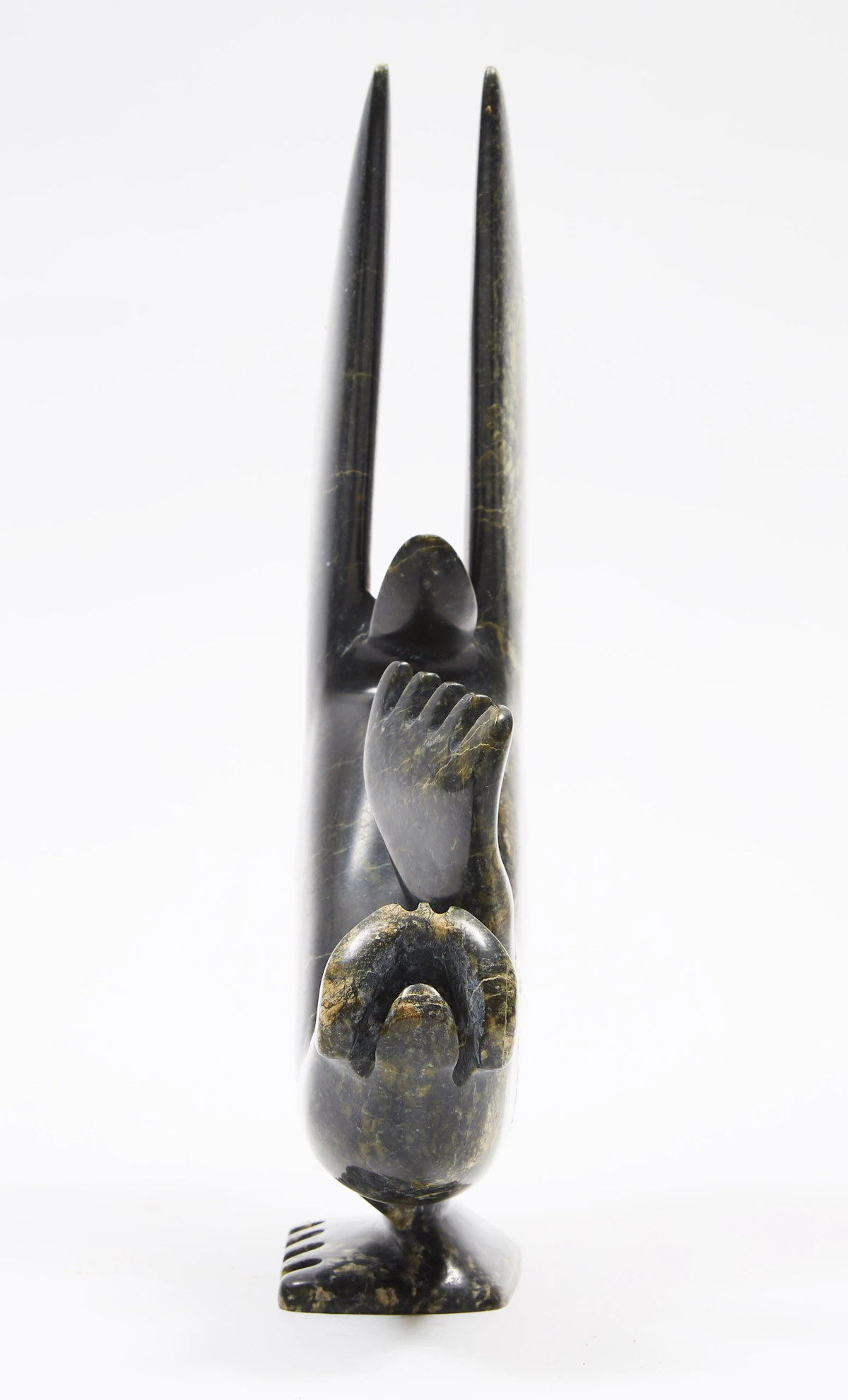 Toonoo Sharky, Dancing Seal, stone, 2004