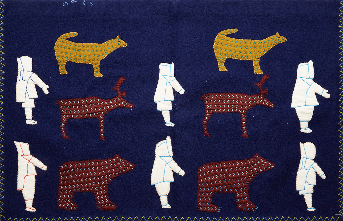 Winnie Tatya, Figures and Animals, duffel