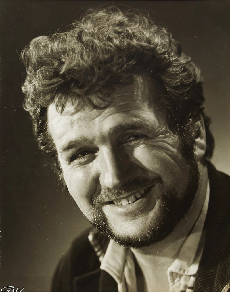 Portrait of Robert Roussil by Gabriel Desmarais