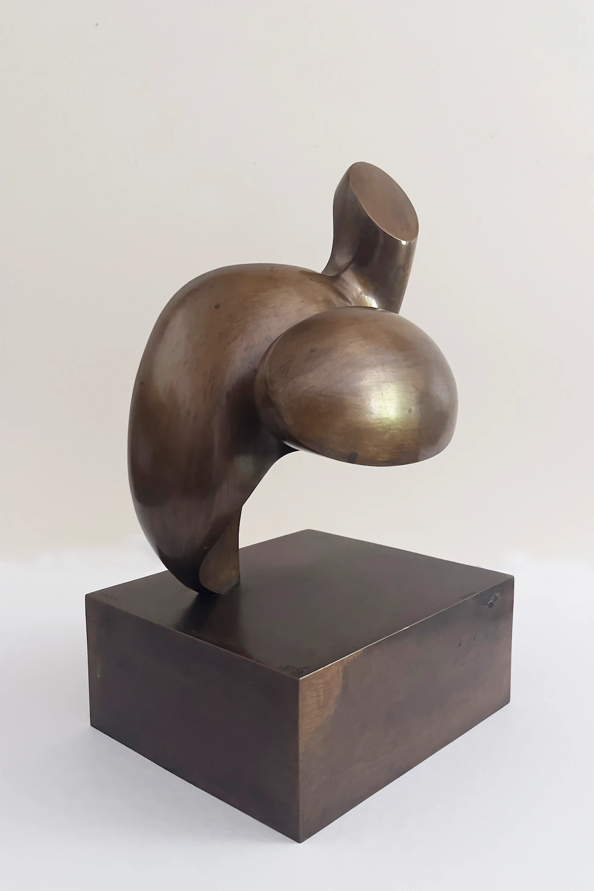 Maryon Kantaroff, Bird, bronze, 1980