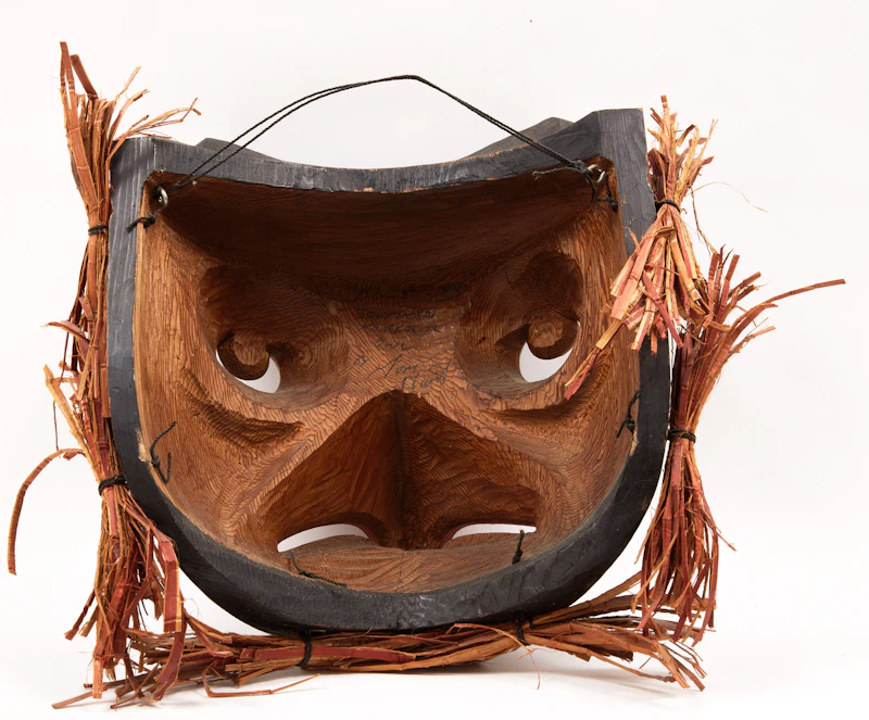 Tom Hunt, Southern Kwakiuth Owl Mask, painted wood with raffia, 1993 - view 2