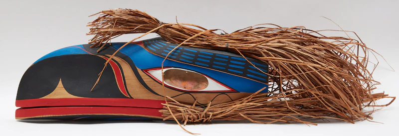 Patrick Amos, Nuu-Chah-Nulth Raven Mask, painted wood with cedar bark, 2005 - view 2
