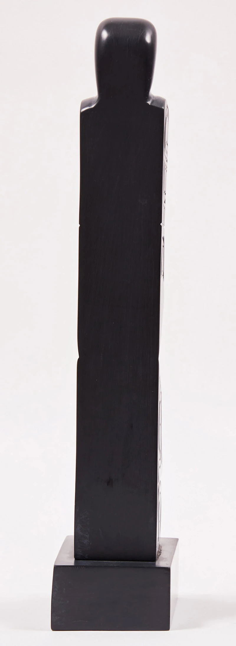 Shirley Longboat, Totem, argillite - view 4