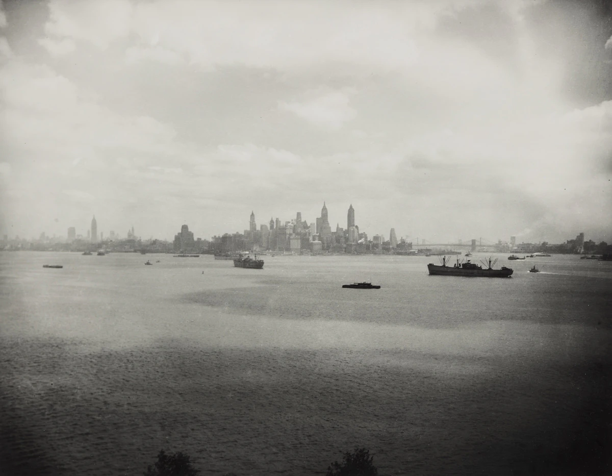 George S. Zimbel, New York, Harbour, gelatin silver print, 1947