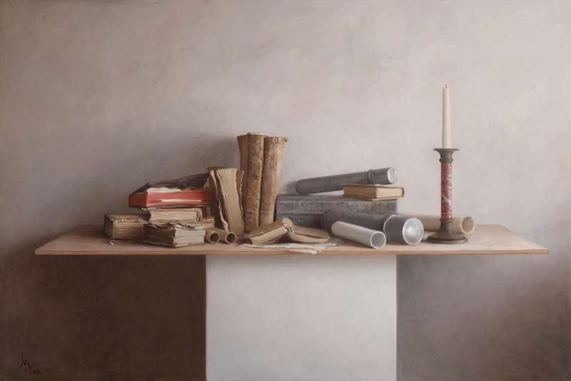 Guillermo Muñoz Vera, Libros antiguos y palmatoria II, 2002, oil and alkyd on canvas laid on to board