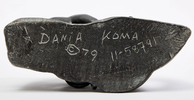 Dania Koma, Three Inuit Hunting a Polar Bear, stone, 1979 - view 5