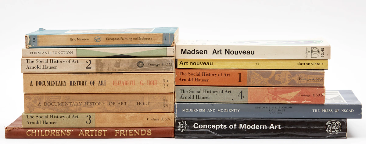 Books and Reference, A Selection of Thirteen Art History Reference Books, 13 books
