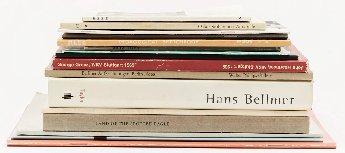 Books and Reference, A Selection of 16 German Art Reference Books, 16 books