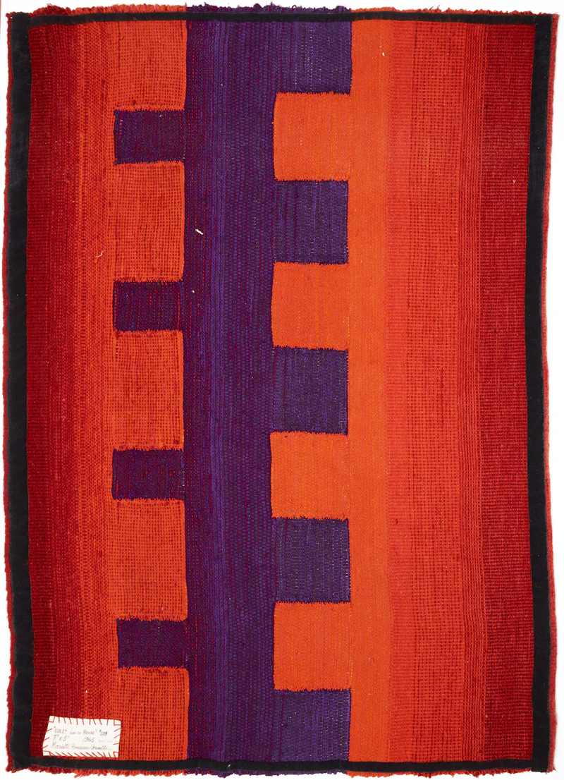 Mariette Rousseau-Vermette, Violet dans le rouge, wool tapestry, 1965 - view 2