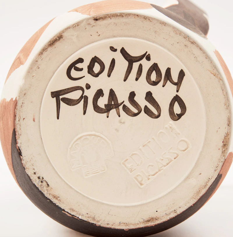 Pablo Picasso, Visage (A.R. 288), white earthenware ceramic pitcher with coloured engobe and glaze, 1955 - view 5