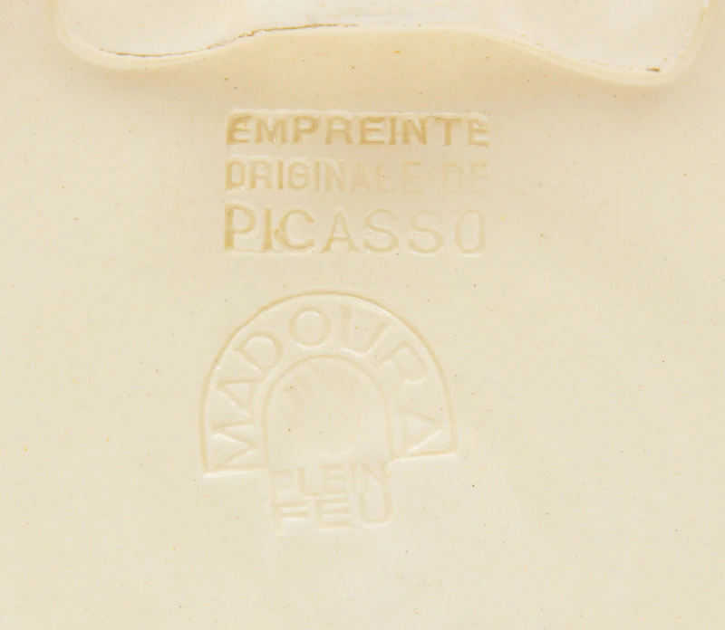 Pablo Picasso, Profil de Jacqueline (A.R. 383), white earthenware ceramic plaque with black oxide and white glaze, 1956 - view 3