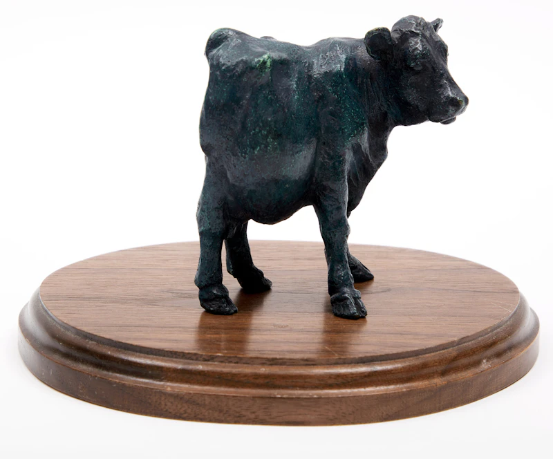 Joe Fafard, Three Cows, three bronze sculptures - view 5