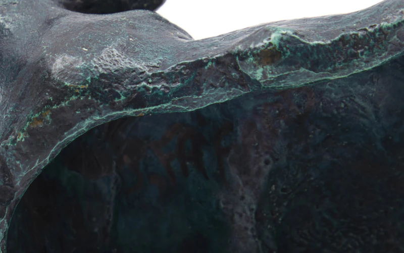 Joe Fafard, Three Cows, three bronze sculptures - view 6