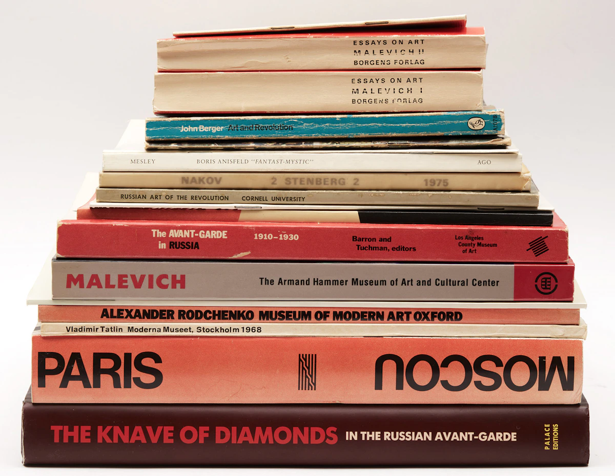 Books and Reference, A Selection of Eighteen Russian Art and Artists Reference Books and Materials, 14 books and 4 pamphlets
