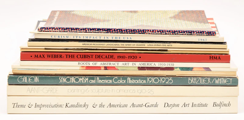 Books and Reference, A Selection of Sixteen American Modern Art Reference Books, 16 books