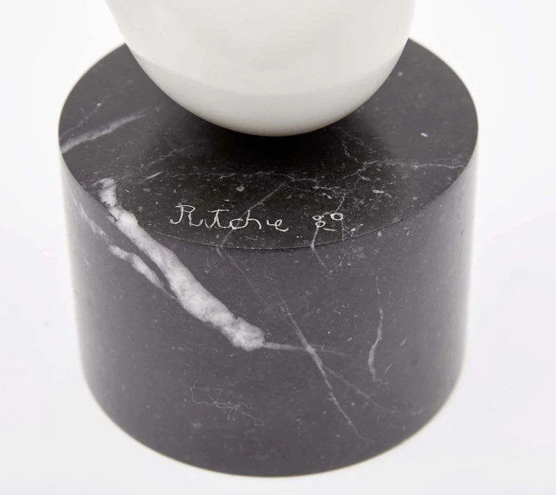 Jim Ritchie, Abstract Form (Black); Abstract Form (White), two marble sculptures - view 5