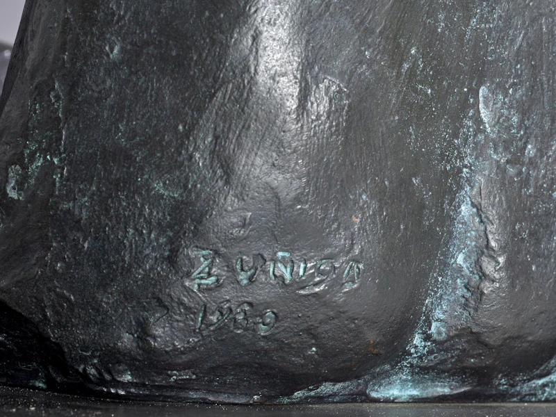 Francisco Zúñiga, Tres Mujeres Platicando, bronze - view 3