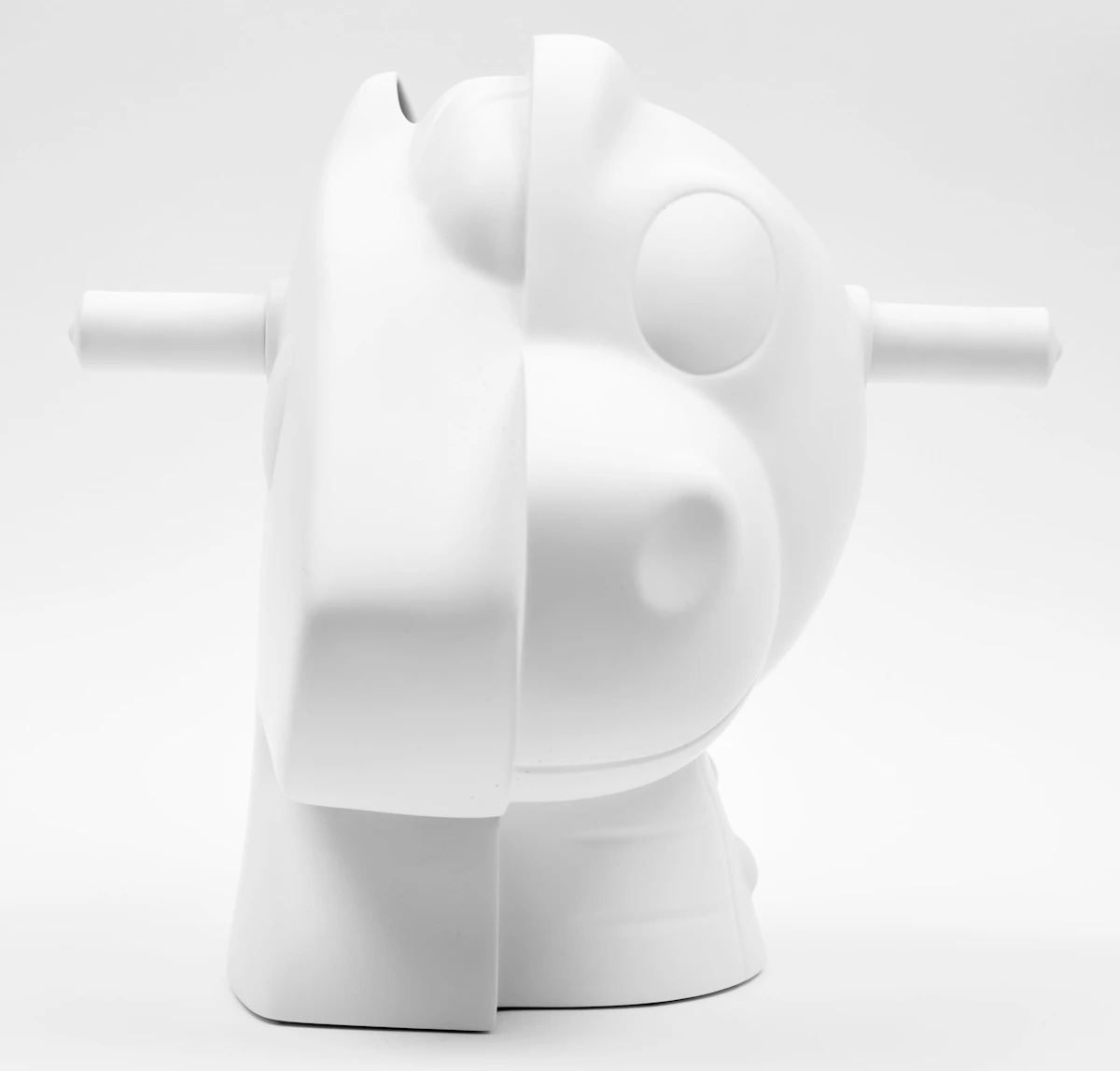 Jeff Koons, Split Rocker Vase, porcelain, 2012